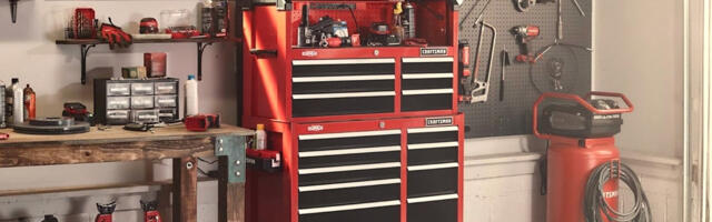 Lowe's Is Selling Craftsman's 10-Drawer Rolling Tool Cabinet With A Steep Discount