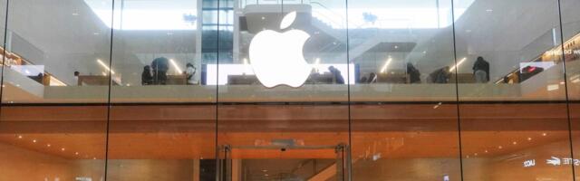 Apple is in need of a win as it reports earnings this week