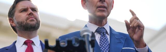 California revokes 17,000 commercial driver’s licenses for immigrants