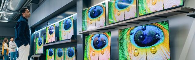 5 Of The Best 43-Inch TVs You Can Buy In 2025 (According To Reviews)