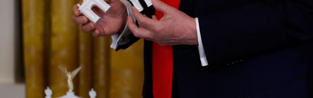 While America's pocketbook is shut down, Trump is taking over the purse strings While America's pocketbook is shut down, Trump is taking over the purse strings
