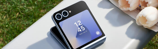 What Is The Predicted Lifespan Of The Galaxy Z Flip Phones, According To Samsung