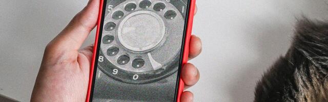 How to Turn Your Smartphone Into a Dumb Phone