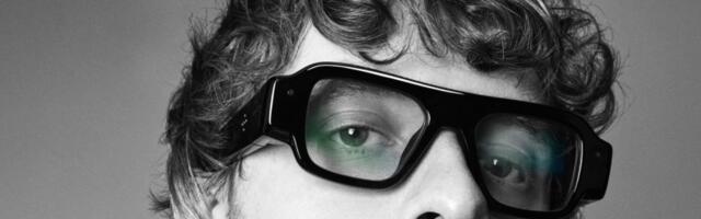 Snap reveals SPECS AR glasses. They look surprisingly stylish and cost a pretty penny