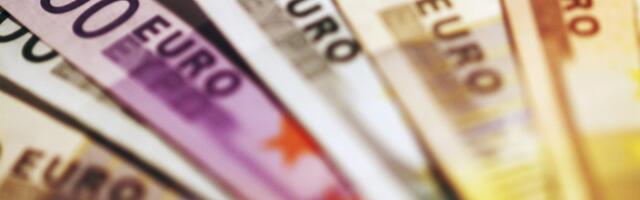 A Major Currency Outpaces Bitcoin With More Possible Momentum Ahead: Macro Markets