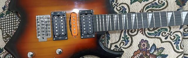 Электрогитара с семью «вкусными» звучаниями, доступными моментально