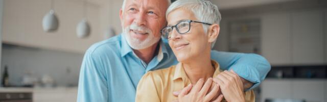 8 things older people do that look “slow,” but are actually signs of deep intelligence