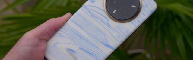 The back of this phone changes color, but something else makes it excellent
