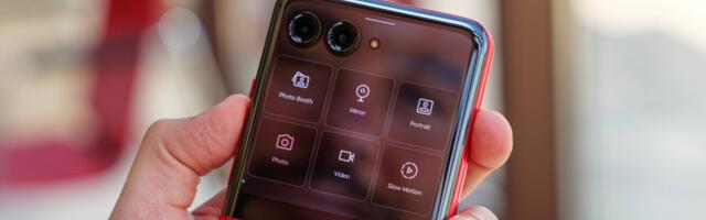 Motorola Razr 40 Ultra / Razr+ makes its way through bend test with a surprise result