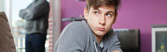 Men who go quiet instead of saying what’s actually wrong usually display these 10 behaviors that slowly destroy their relationships from the inside