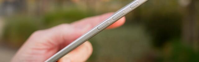 Apple’s Super-Skinny iPhone 17 Air Might Have a Huge Downside