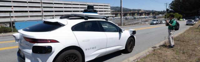 Waymo expands driverless service on Peninsula