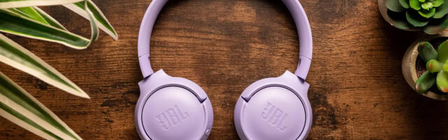 Deal: These $30 JBL Tune 520BT headphones actually sound amazing!