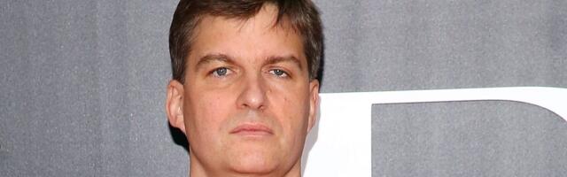 Michael Burry of 'The Big Short' is now a full-time writer. Here's why he and other investors put pen to paper.