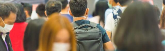 U.S. Challenges Court Order Banning Mask Mandate on Flights