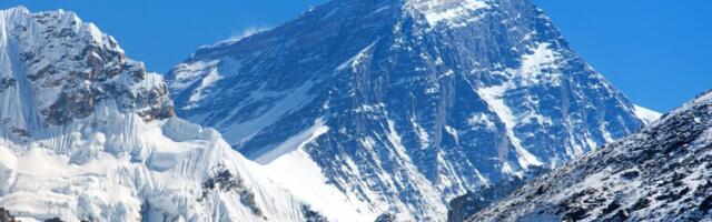 Hundreds of Hikers Still Stranded on Mount Everest After Brutal Blizzard Hits 