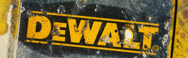 This DeWalt Battery And Phone Charger Is A Game Changer, According To Users This DeWalt Battery And Phone Charger Is A Game Changer, According To Users