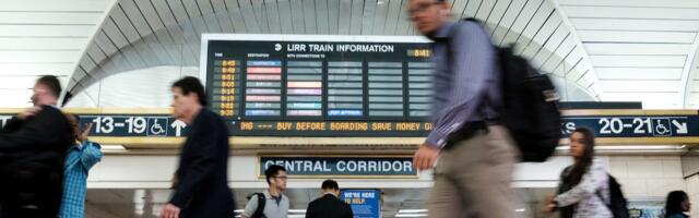 One thing that might get workers to embrace AI? The 4-day workweek.