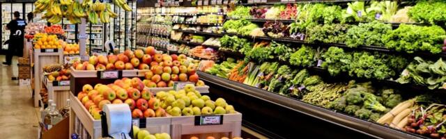 Fruits and Vegetables Might Be Linked to Lung Cancer Risk in Non-Smokers. Cool, Cool, Cool