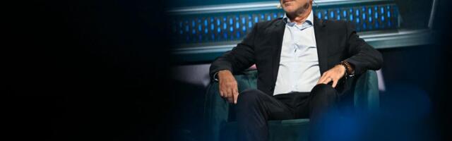 Jeff Bezos speaks out about The Washington Post for the first time since mass layoffs and focuses on 'data'