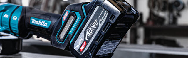 How Does Makita's New 40V Max XGT High Power Battery Compare To The Standard Version?