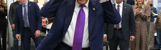 Trump Claims Obama Leaked Classified Intel When He Said Aliens Are Real