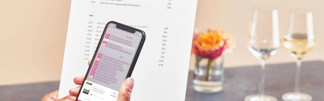 Is it Gauche to Use a Wine App at a Restaurant? Here's What a Sommelier Says