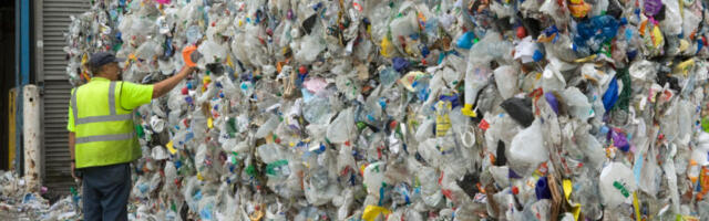 Vaporizing plastics recycles them into nothing but gas