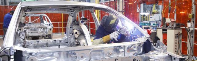 Volkswagen workers in Tennessee vote on joining the UAW
