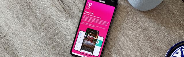 Last year’s popular T-Mobile holiday freebie is returning once more!