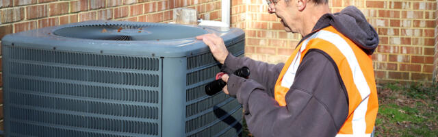 5 Warning Signs That Extreme Heat Is Killing Your Home's AC