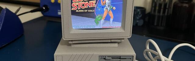 Raspberry Pi mini desktop PC has a 3D-printable case and plays DOS games