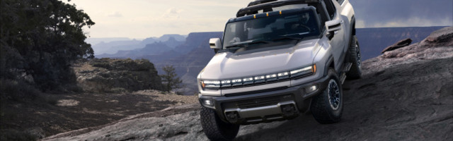 GMC reveals the Hummer EV: 1,000 HP, 350 mile range, and 0-60 in “around 3 seconds”