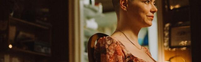 A New ‘Bugonia’ Trailer Leans Heavy Into That Alien Question