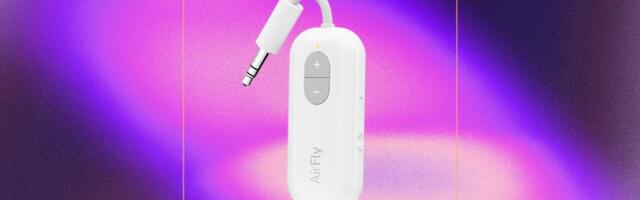 If You're Flying for the Holidays, This Bluetooth Dongle Transforms In-Flight Movies, and It's 35% Off for Black Friday