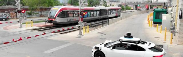 NTSB will investigate why Waymo's robotaxis are illegally passing school buses