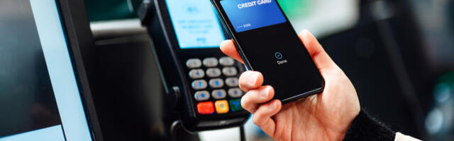 4 Major Retailers Where You Still Can't Use Apple Pay