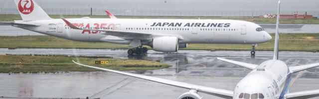 Humanoid robots start sorting luggage in Tokyo airport test amid labor shortage