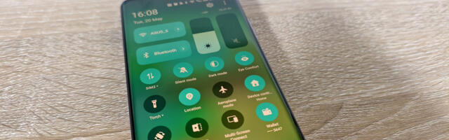 My smartphone was giving me migraines, so I made these 5 changes