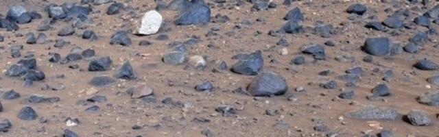 NASA rover discovers mysterious Mars boulder unlike any others