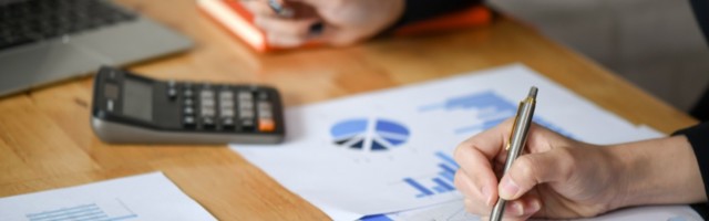 A Fair Pricing Model for Pre-Seed Rounds