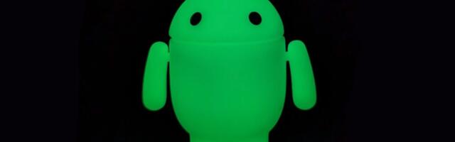 Dead Zebra’s New Glow in the Dark Android Mini Takes Me Back