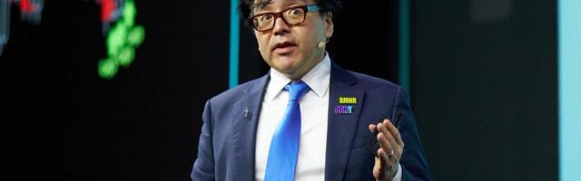 Bitmine made its largest ETH purchase this year despite Tom Lee's slowdown suggestion