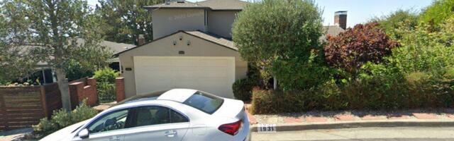Two-bedroom home sells in Oakland for $1.6 million