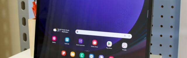 Staples slashed the price of the Samsung Galaxy Tab S9+ by $300