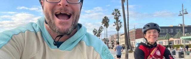 We're financially independent millennials. Here are 5 tips for Gen Zers who want to do the same.