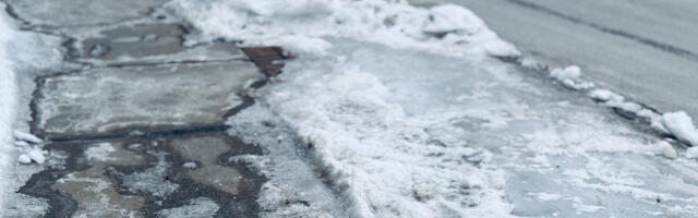 Skip The Salt – This Common Garden Tool Is The Fastest Way To Clear Up Ice