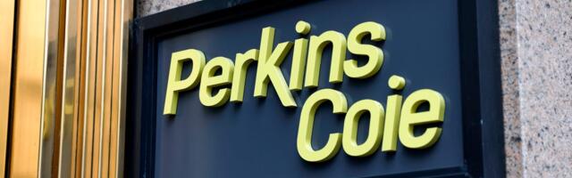A top government contracts lawyer at Perkins Coie, a law firm targeted by Trump, switches firms