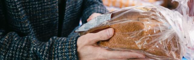 I use the '6-to-1' method for buying groceries to save money and time