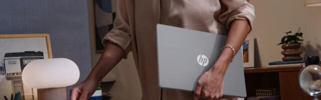 HP’s OLED-equipped 2-in-1 laptop is a solid back-to-school deal